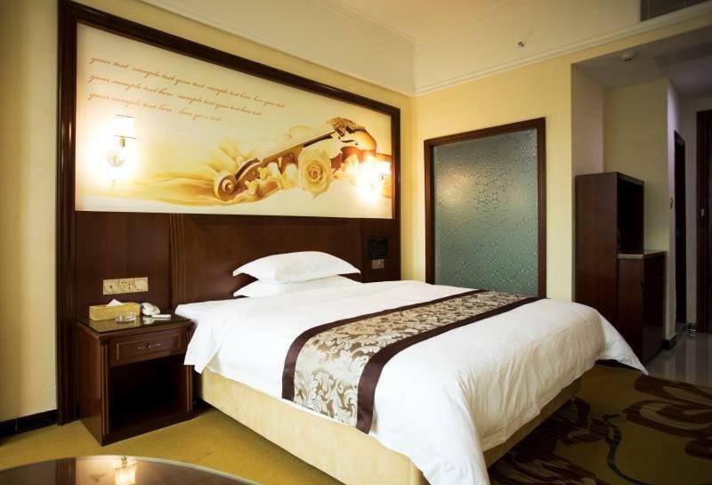 Longhui Business Hotel Huizhou  Exterior foto